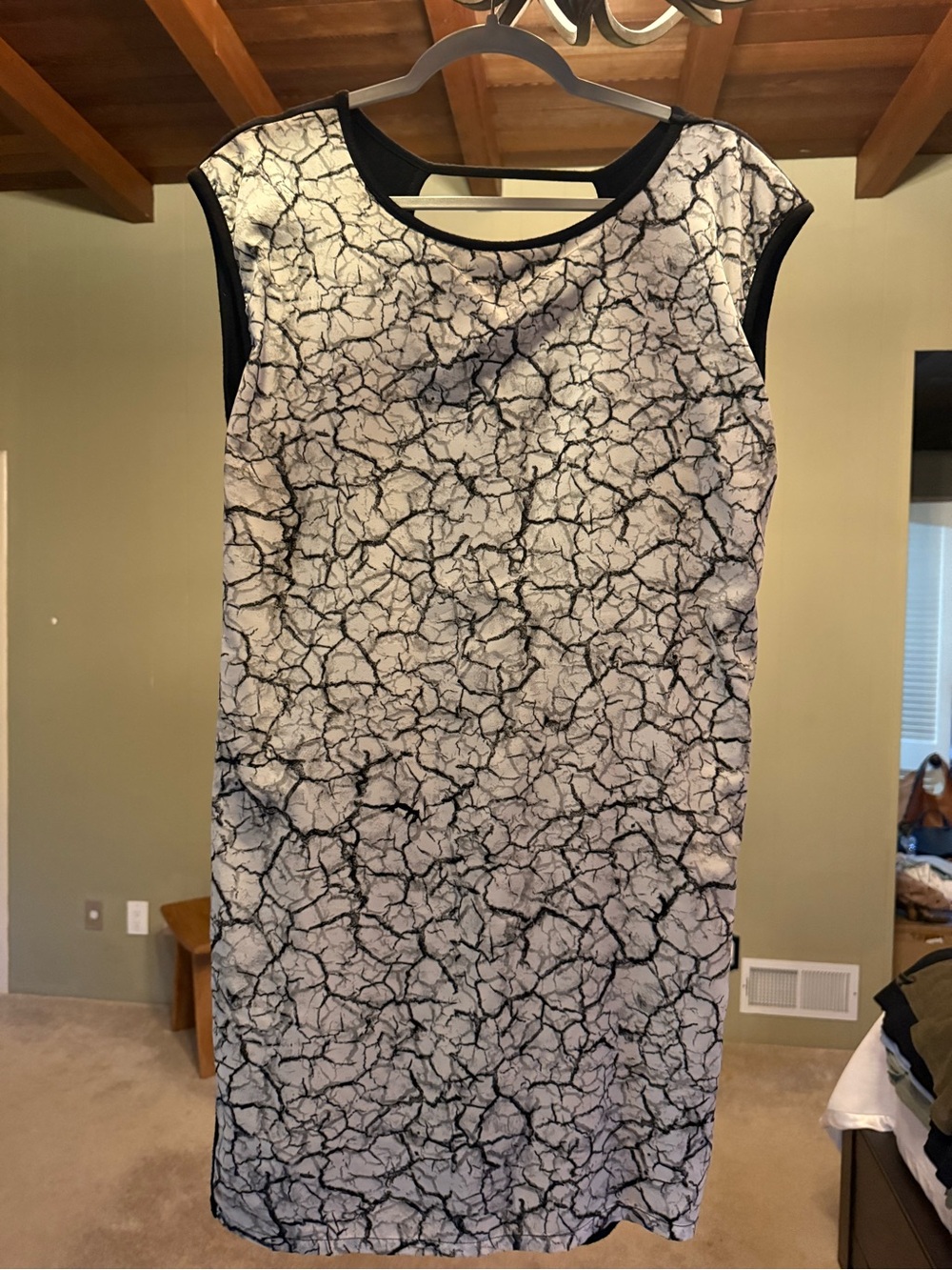 Kim & Cami Black and white Scoop Neck Knit Dress